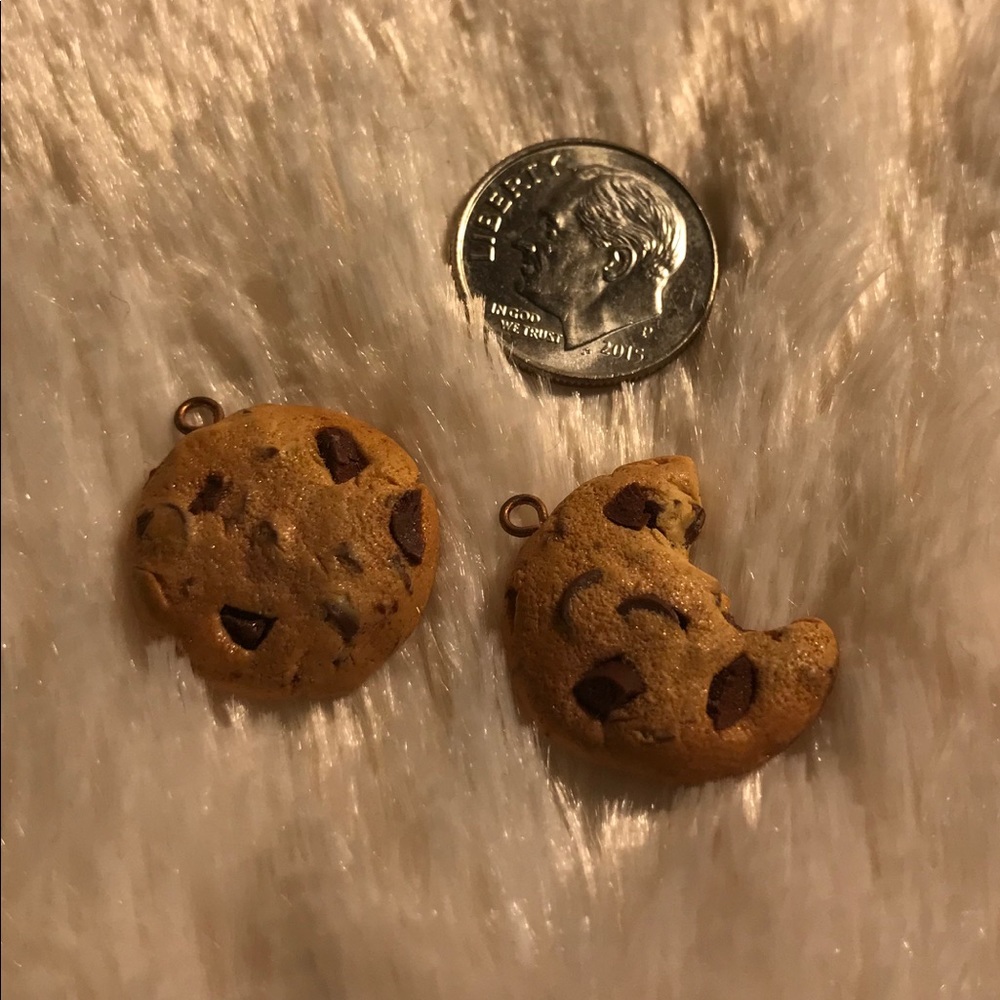 Cookie charm